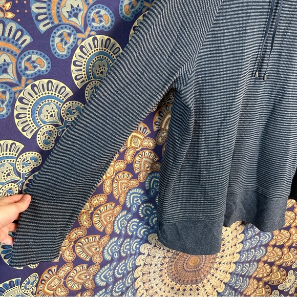 Cowl neck teal striped sweater - Picture 2 of 11